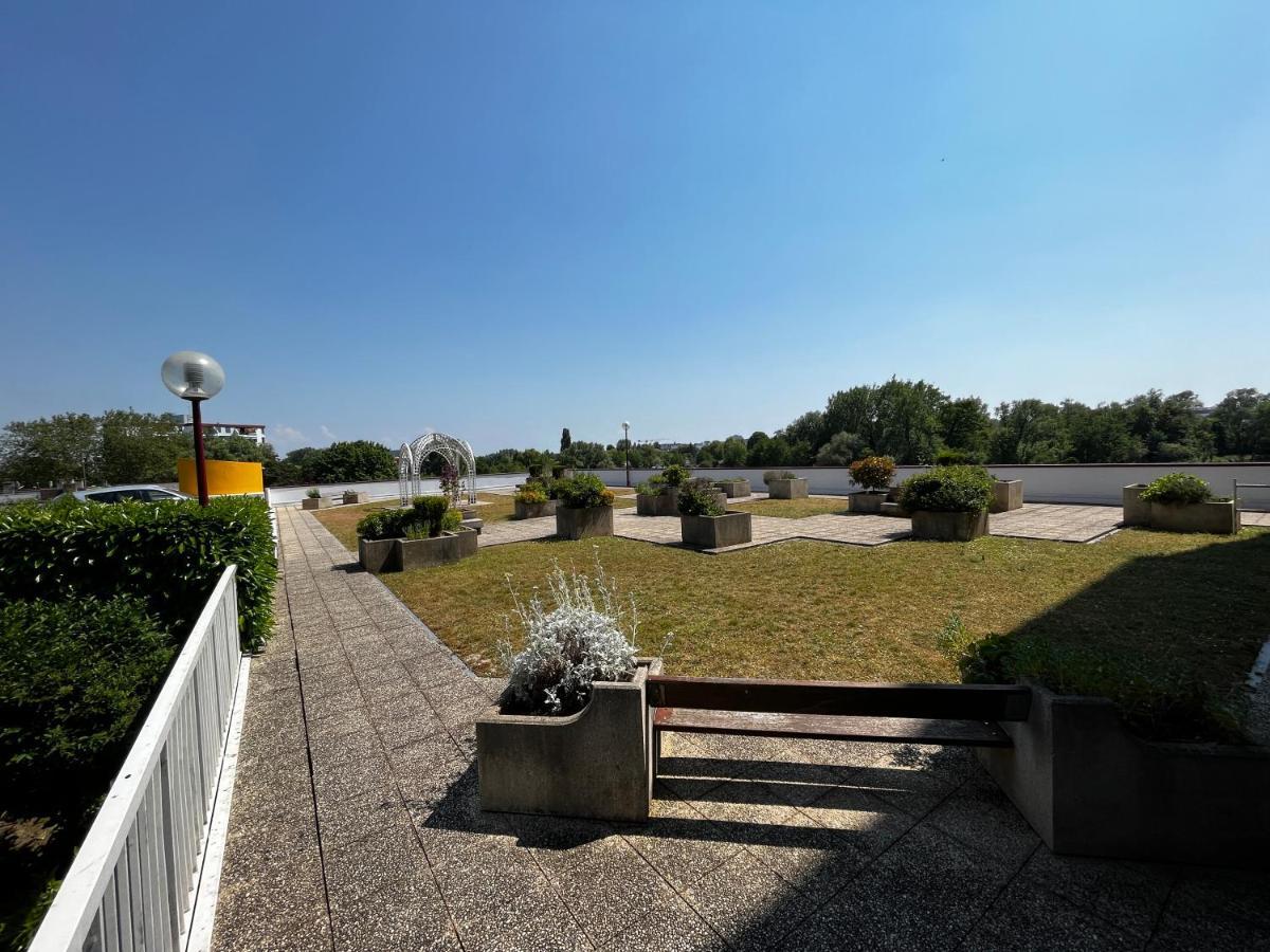 Perle De La Somme - Parking - Gare D Amiens Leilighet Eksteriør bilde